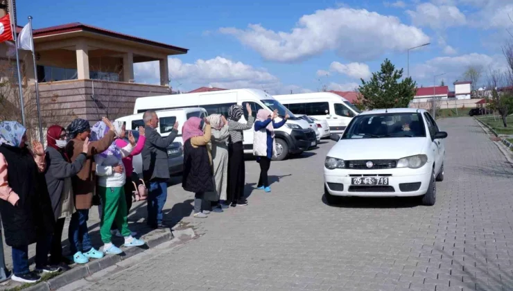 Görme ve bedensel engelli Berna Deligöz, hafız oldu ve umreye gitti