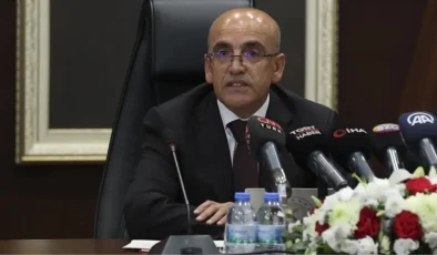 Mehmet Şimşek: Ekonomi programı çalışıyor, vergi artırımı yapmayacağız