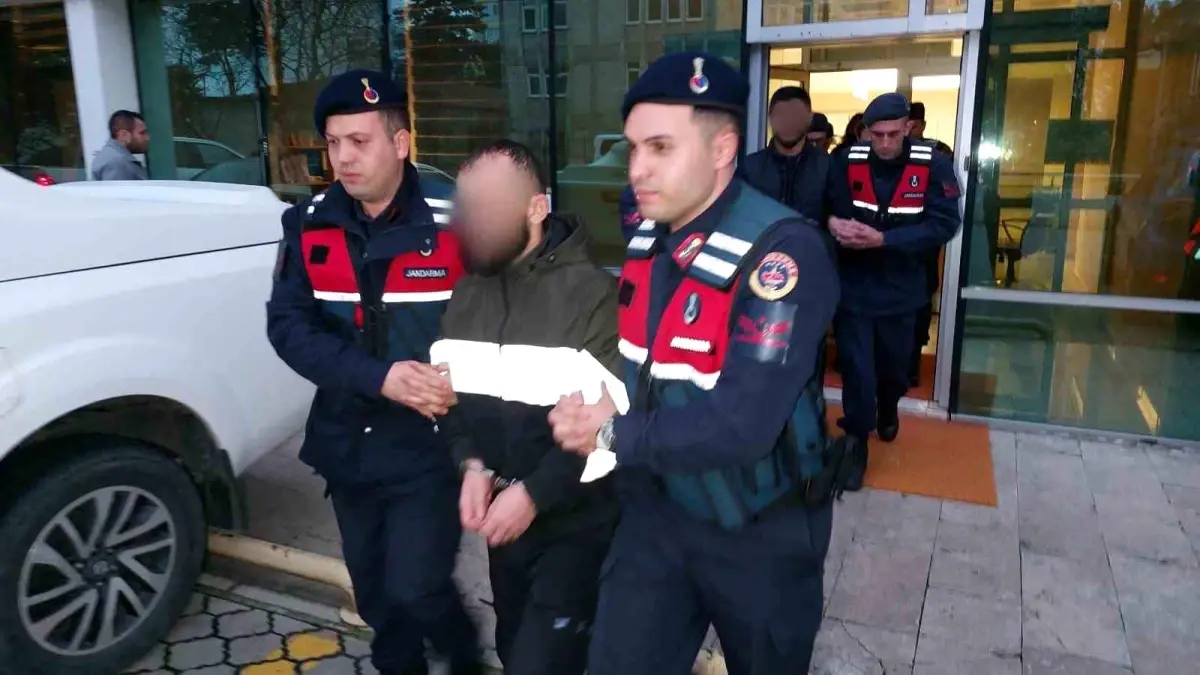 DEAŞ Operasyonunda 4 Kişi Tutuklandı