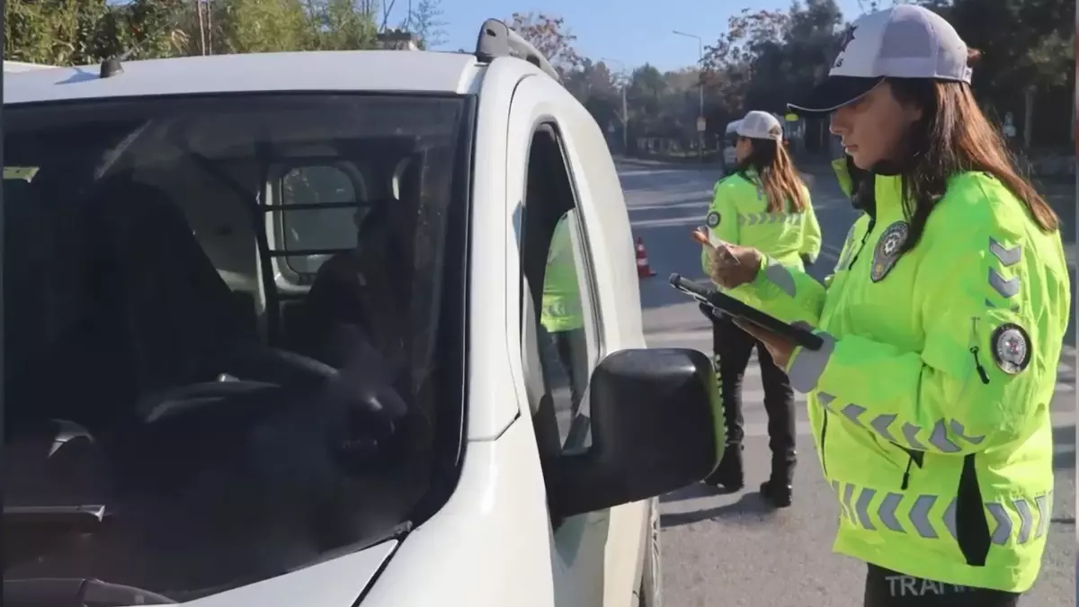 Trafik Denetimlerinde 444 Bin 372 İşlem Yapıldı